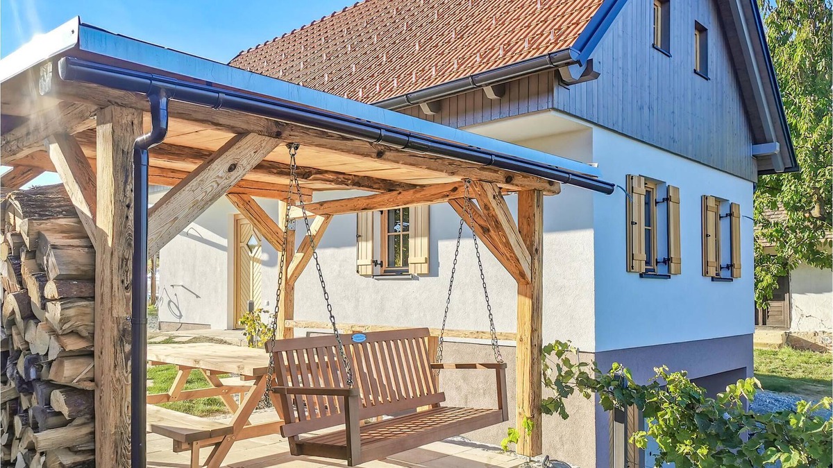Eberau House | Spend your vacation in a luxuriously designed and equipped vacation home in southern Burgenland.
