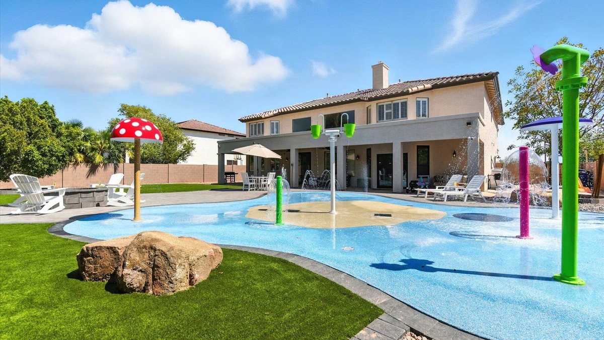 Chandler House | Splash Canyon - Splash Pad & Tons of Games - Gym