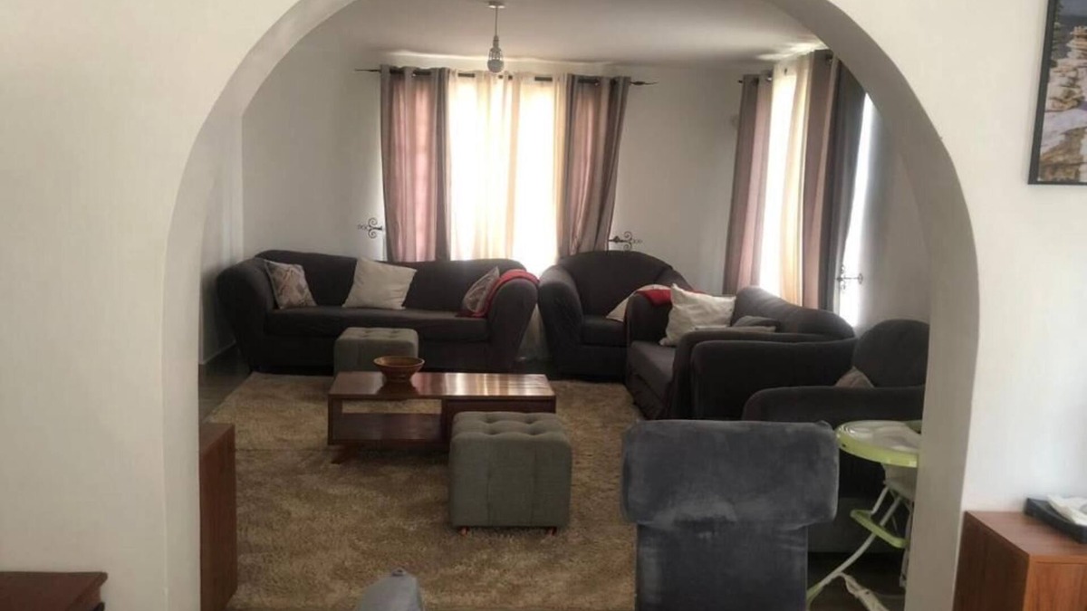 Athi River Villa | Splendid 4-Bedroom with A Pool