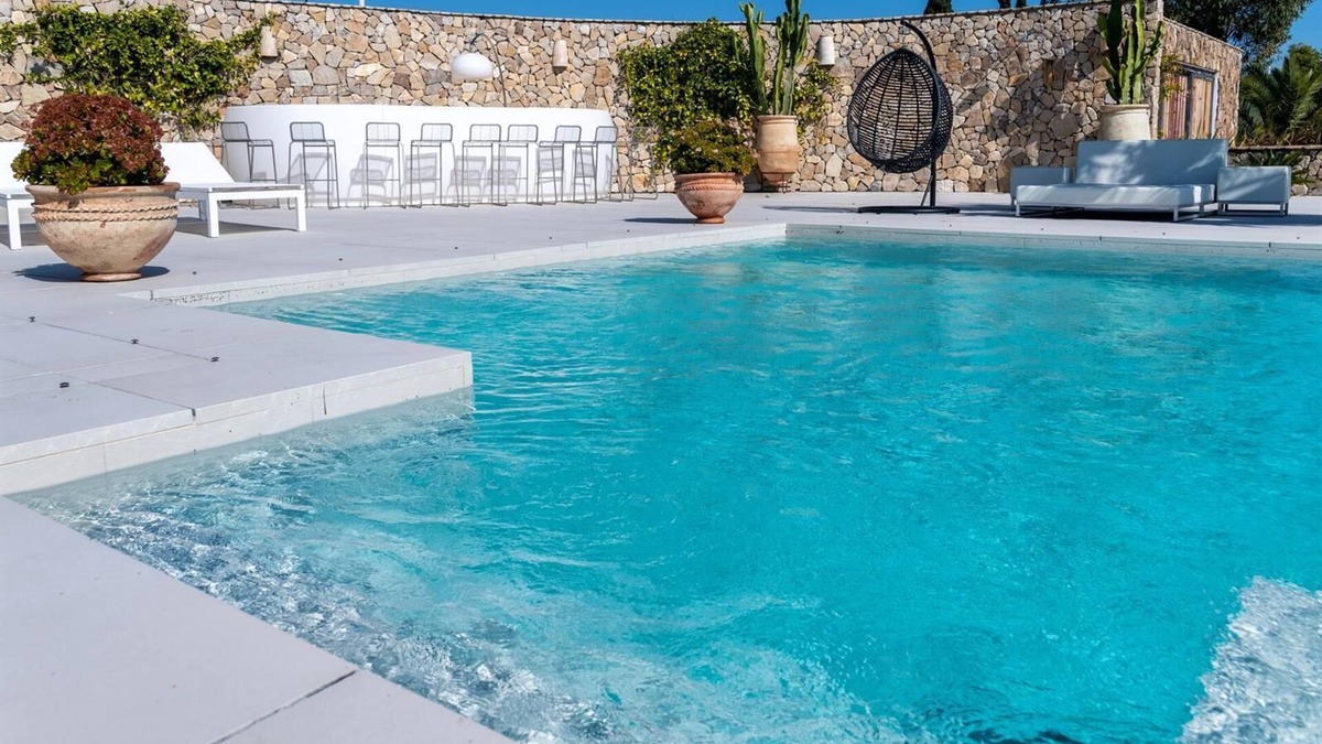 El Almarchal Villa | Splendid Cortijo Almarchal