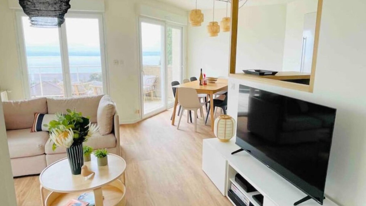 Evian-les-Bains Apartment | Splendid Duplex Apartment renovated Evian lake view 8 people