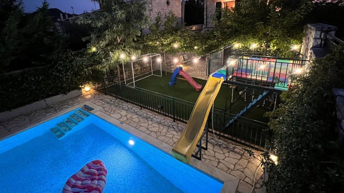 Gouvia Villa | Splendid Gouvia Villa | 3 Bedrooms | Villa Yiarios | Private Children's.