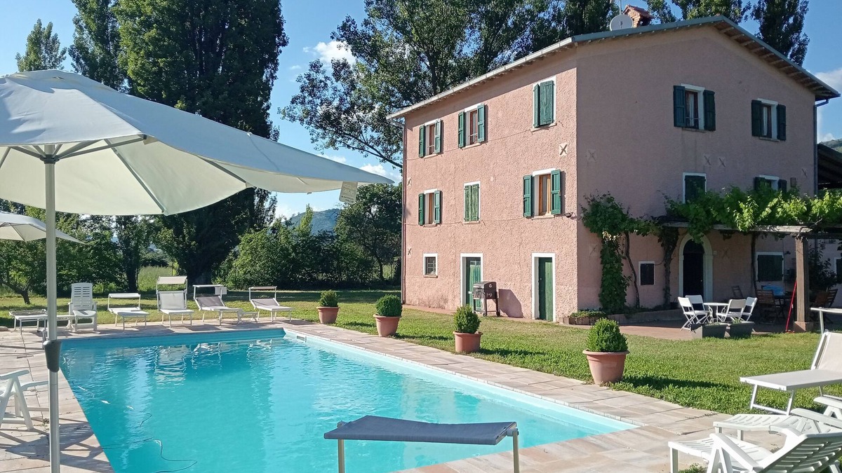 Nerbisci Villa | Splendid Mansion of the 1600s