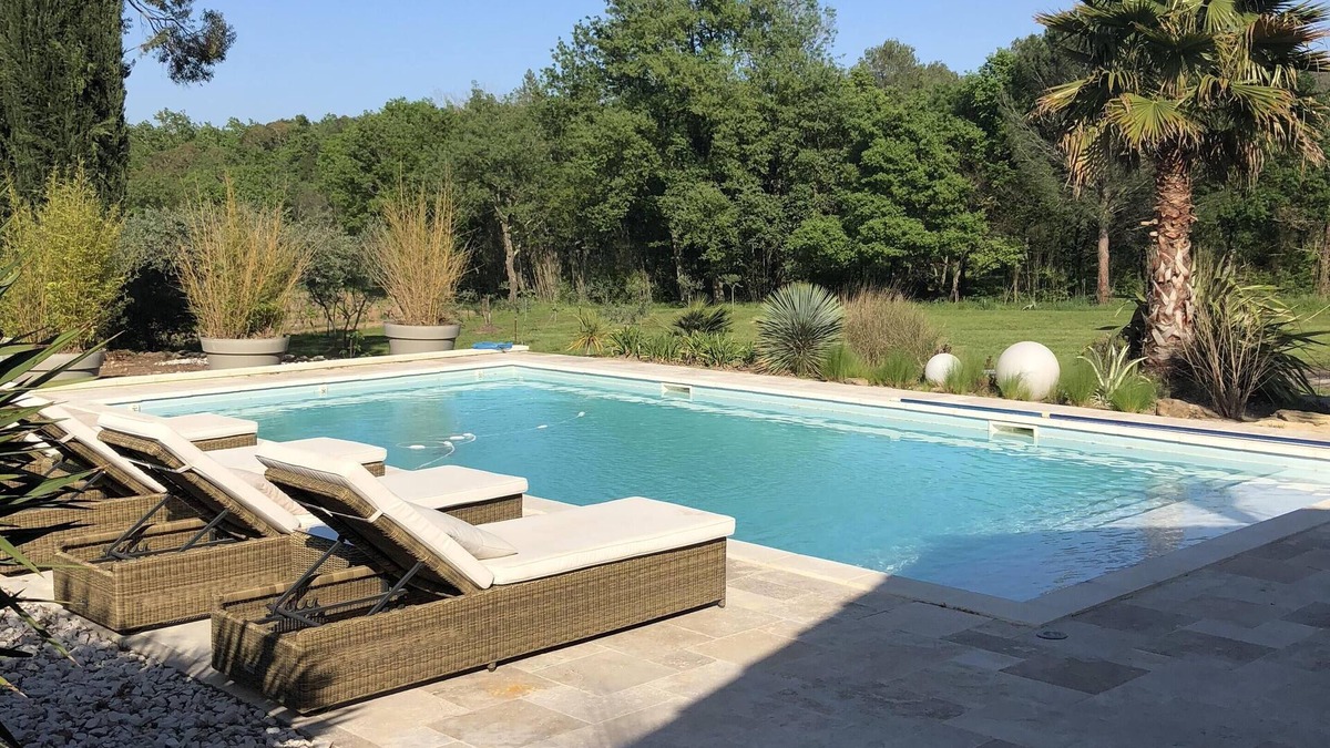 Gonfaron Villa | Splendid villa in the heart of the vineyards, private pool.