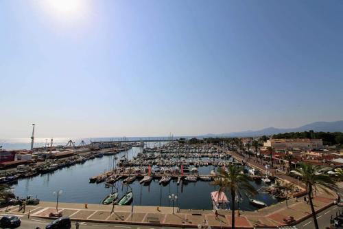 Saint-Cyprien Plage Apartment | Splendide Vue sur le port St Cyp