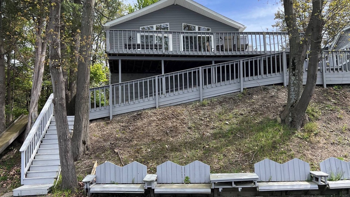 Hammondsport House | SplitRock Cottage-Year round rental