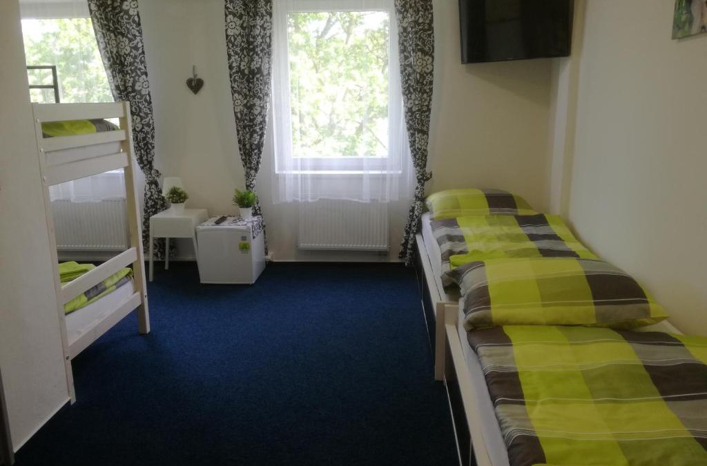Benesov Hotel | Sporthotel Zimní stadion Benešov