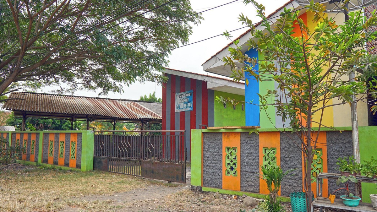Paiton Hotel | SPOT ON 92666 Rumah Kos Arafah Syariah