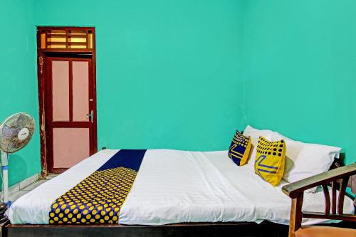 Kretek Hotel | SPOT ON 92873 Losmen Parikesit