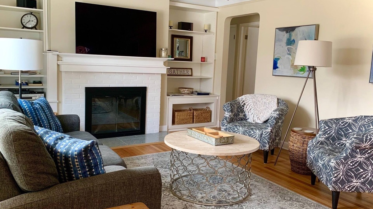 Dicken House | Spotless Comfort with an easy walk to Michigan Stadium!