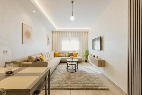 Luxus Apartment | Spotless Family Apartment near Marjane