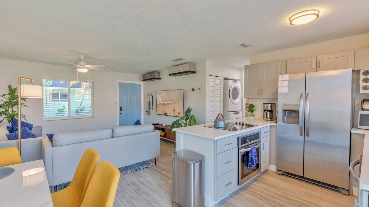 Dunedin Condo | Spotlessly Clean Comfy King Beds 1 Mi 2 Honeymoon Beach Pass Included 4 Stay