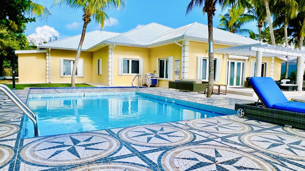 South Sound Villa | Sprat Bay Luxury Villa