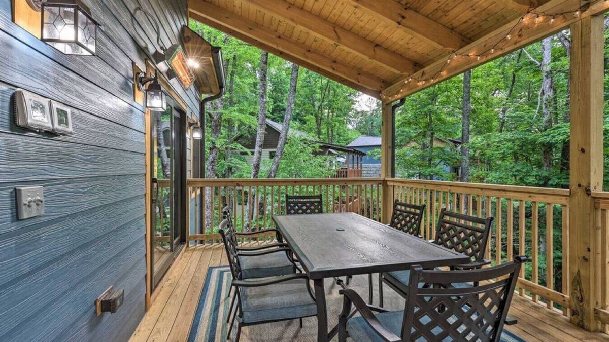 Boone Apartment | Sprawling Blowing Rock Escape with Theater and Hot Tub!