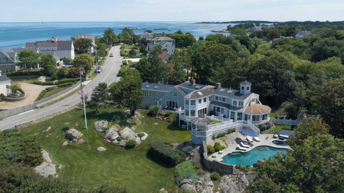 Cohasset House | Sprawling Estate with sparkling pool, walk to beach, all overlooking the ocean!