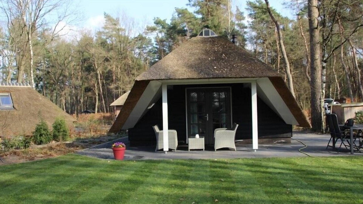 Krachtighuizen Villa | Sprielderbosch 29 Luxury holiday rental Veluwe, located on a holiday park