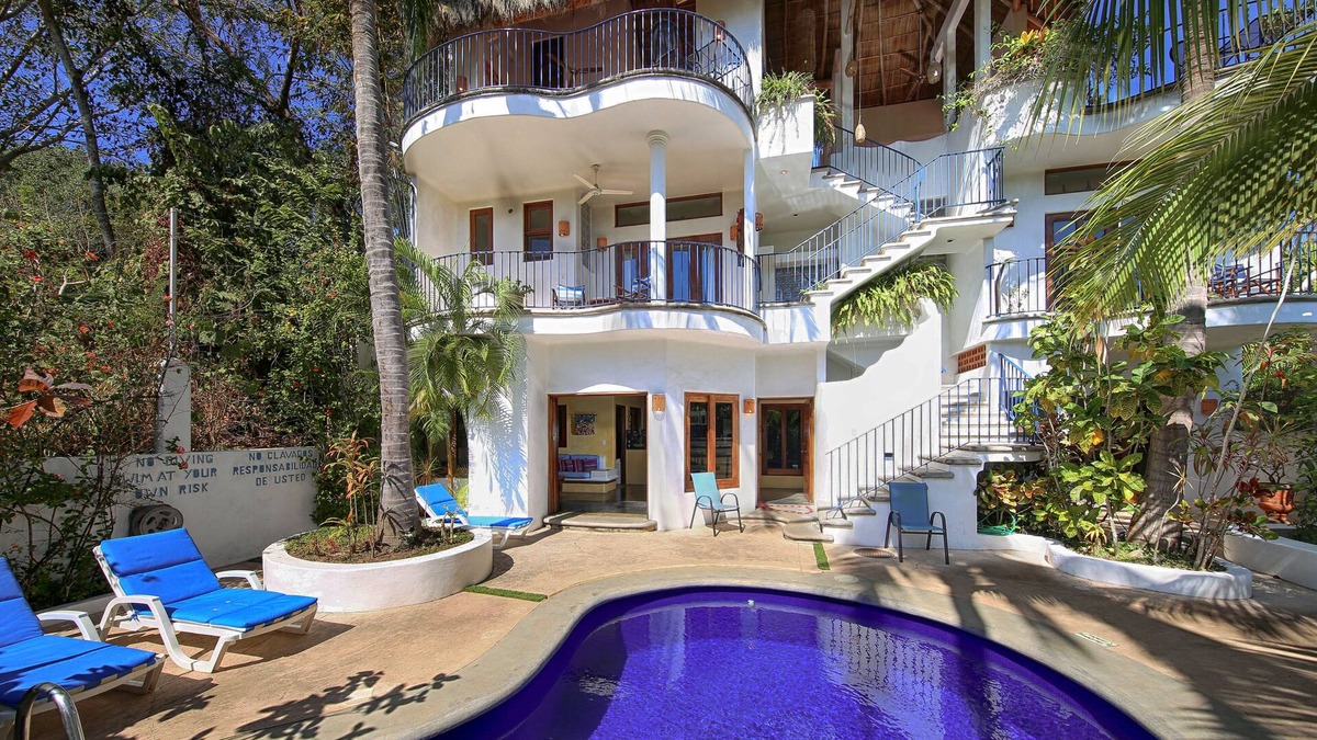 Sayulita House | Spring and summer season is here. Low season discounts available.