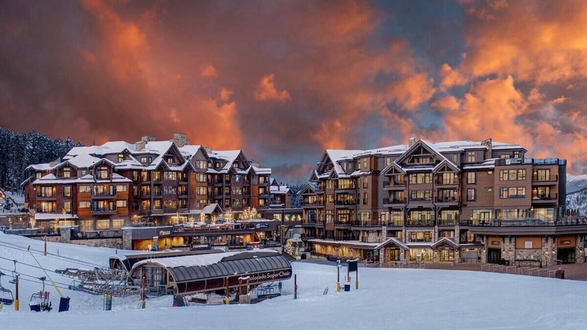 Peak 8 Resort | SPRING BREAK - SLOPESIDE Luxury Ski-in/Ski-out- Grand Colorado Peak 8 - SLEEPS 4