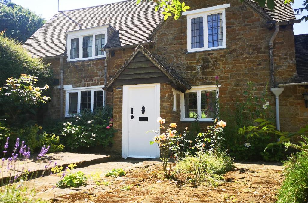 Sibford Gower House | Spring Cottage