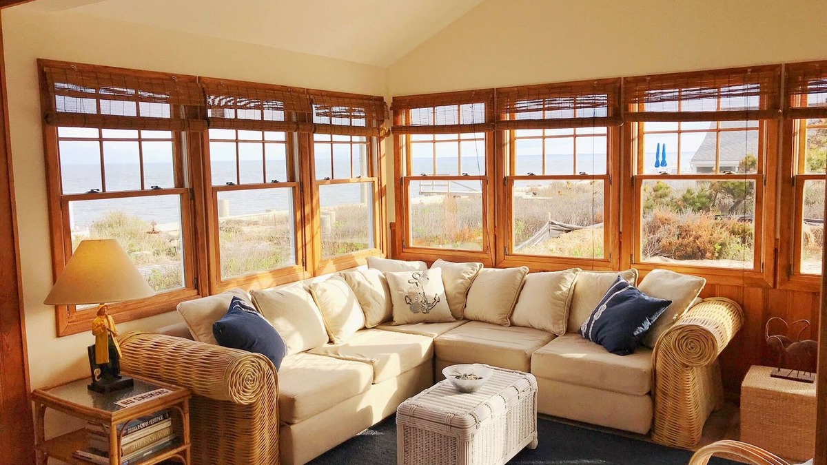 Southold Cottage | SPRING DISCOUNT - COTTAGE ON LONG ISLAND SOUND, PRIVATE BEACH, GLORIOUS SUNSETS