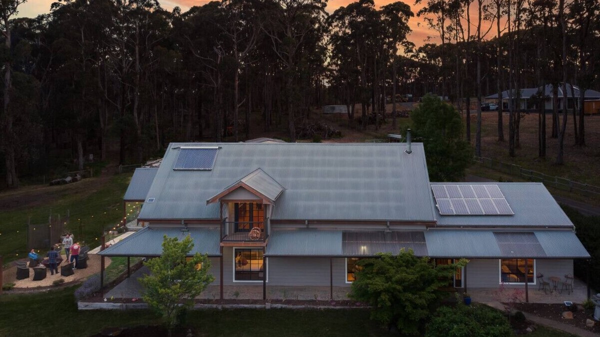 Spring Hill House | Spring Hill Country Retreat with spa