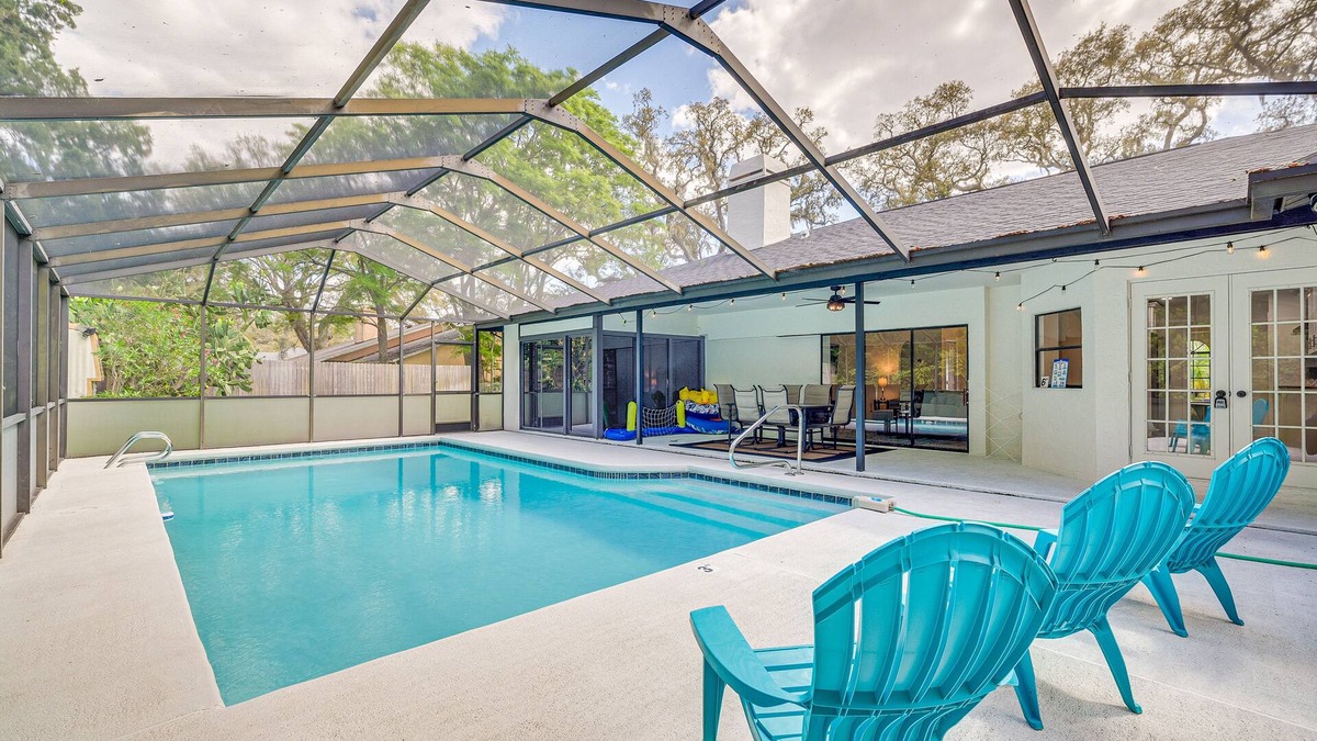 Spring Hill House | Spring Hill Retreat w/Pool: 7 mi to Weeki Wachee!