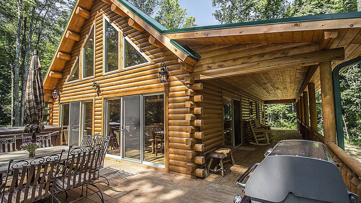 Bremen Cabin | SPRING IS IN THE AIR! BOOK YOUR SPRING GETAWAY NOW!