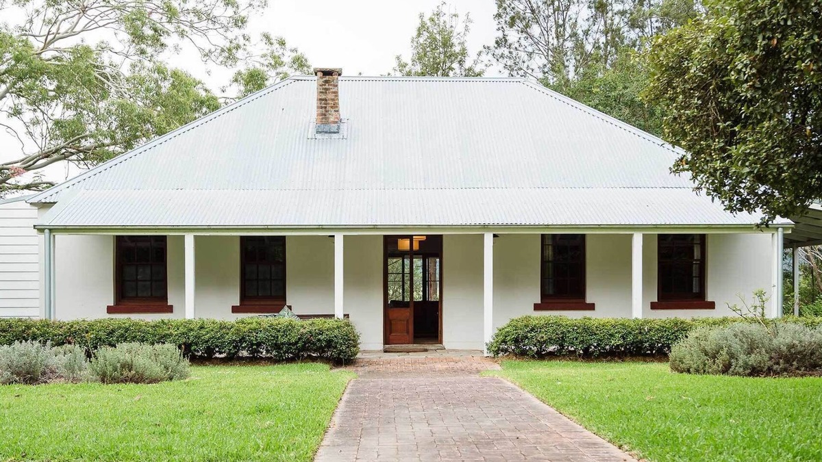 Duns Creek House | Spring is nearly here & the birds are singing. A wonderful way to wake up.