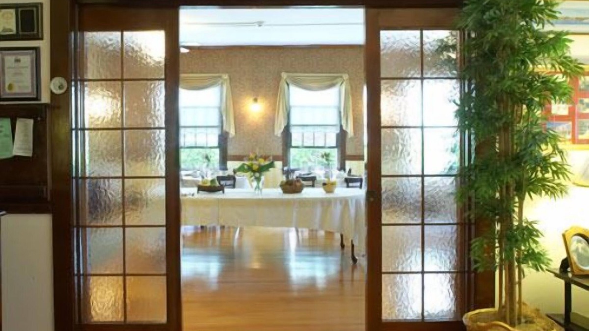Spring Lake Bed & Breakfast | Spring Lake Inn