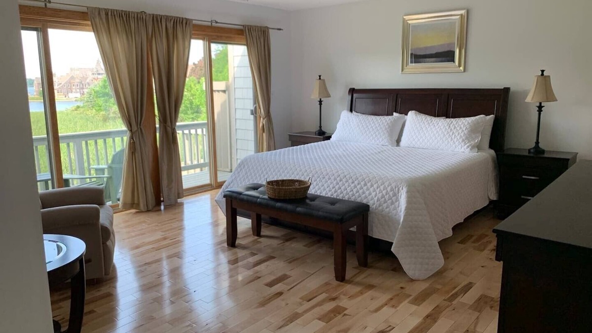Wellesley Island House | SPRING SPECIALS! Relaxing River Oasis & Dock