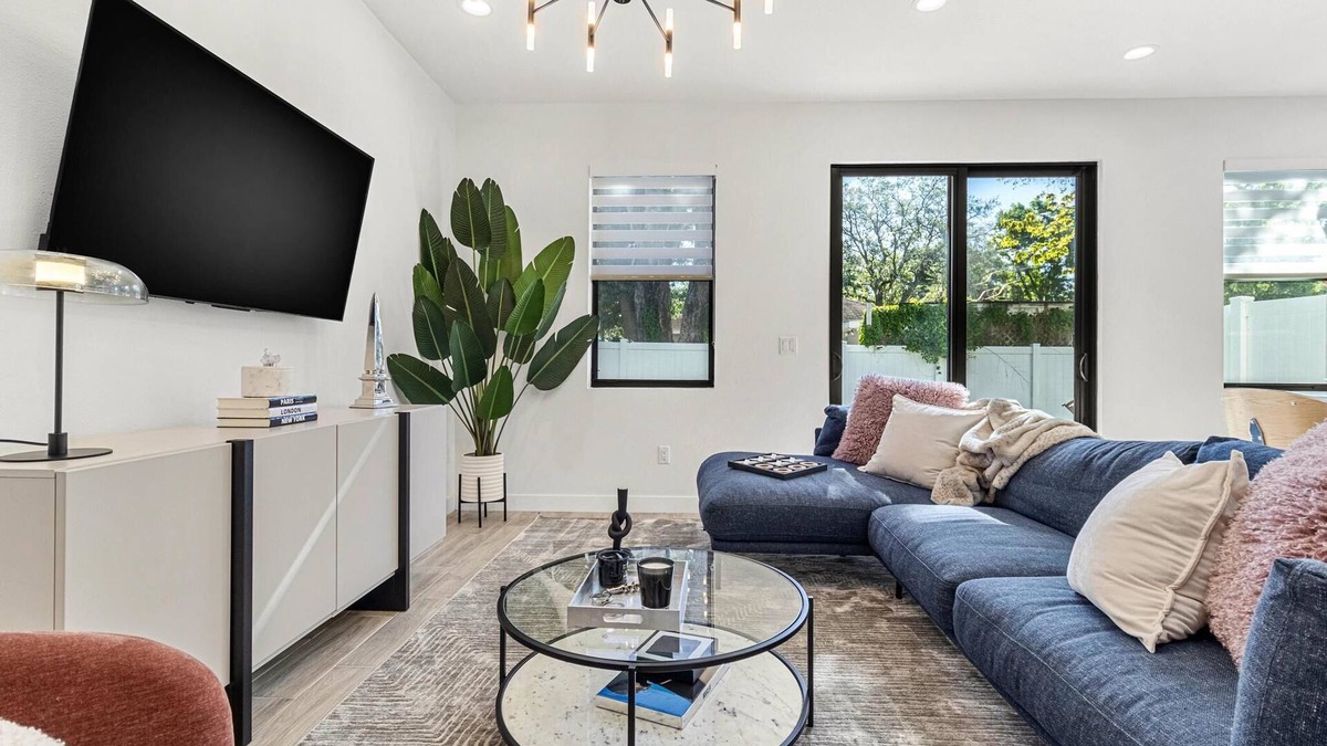 Pinecrest West Park House | Spring Training Specials! 4 Miles to Stadium