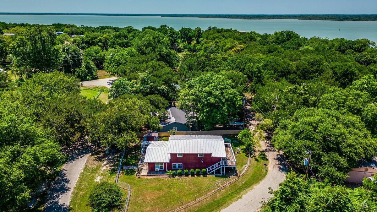 Dawson House | Springhill Lakehouse at Navarro Mills Lake