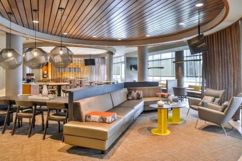 Ashburn Hotel | SpringHill Suites Ashburn Dulles North