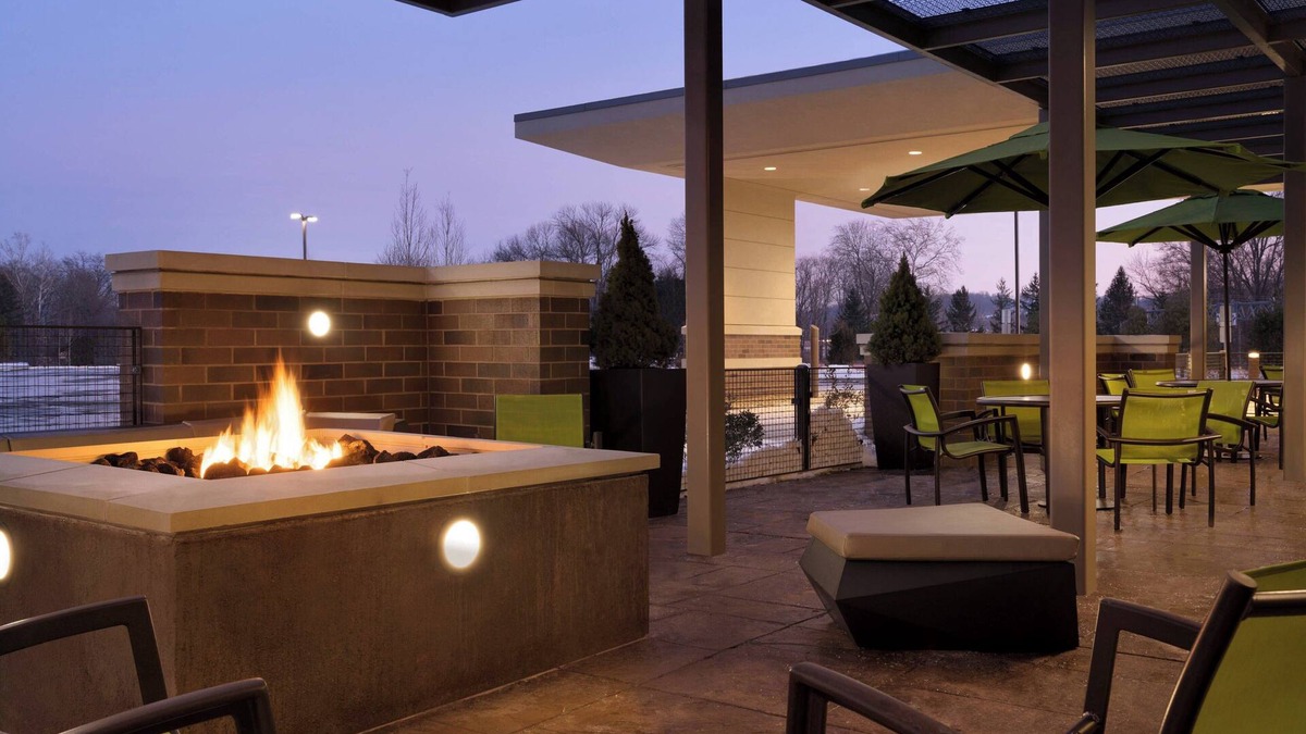 Center Valley Hotel | SpringHill Suites by Marriott Allentown Bethlehem/Center Valley