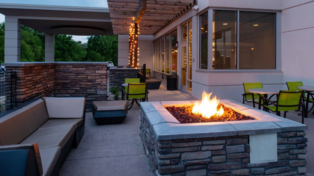 Elizabethtown Hotel | SpringHill Suites by Marriott Elizabethtown