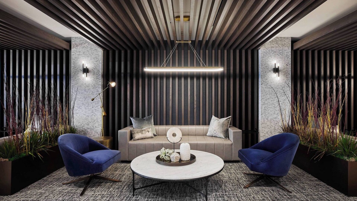 Chinatown Hotel | SpringHill Suites by Marriott Chicago Chinatown