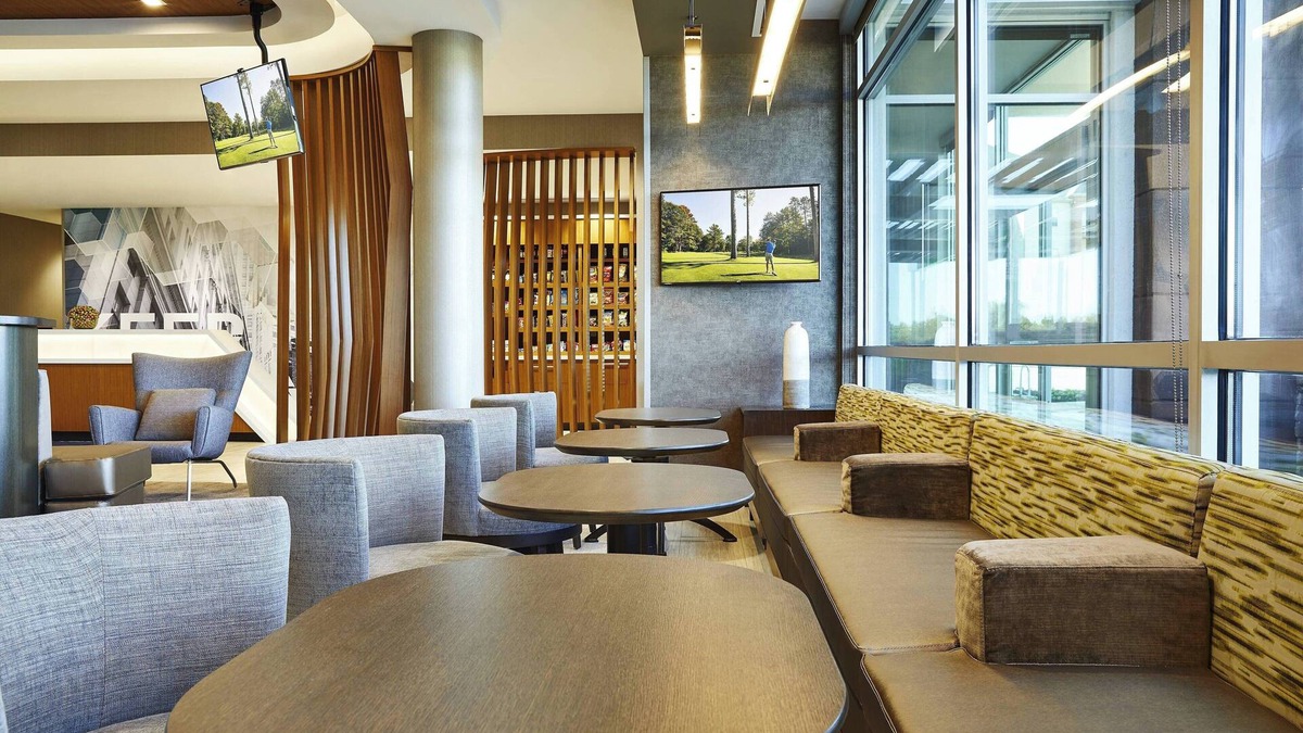 Springfield Hotel | SpringHill Suites by Marriott Springfield North