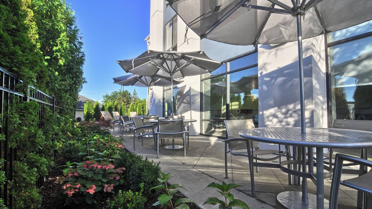 Southfield Hotel | SpringHill Suites Detroit Southfield