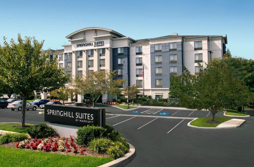 Halfway Hotel | SpringHill Suites Hagerstown