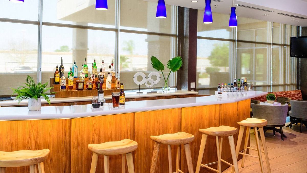 El Lago Hotel | SpringHill Suites Houston NASA/Seabrook
