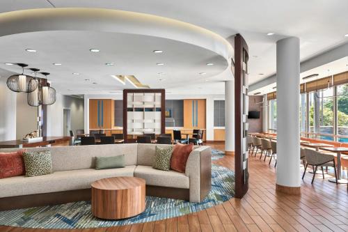 Lumberton Hotel | SpringHill Suites Lumberton