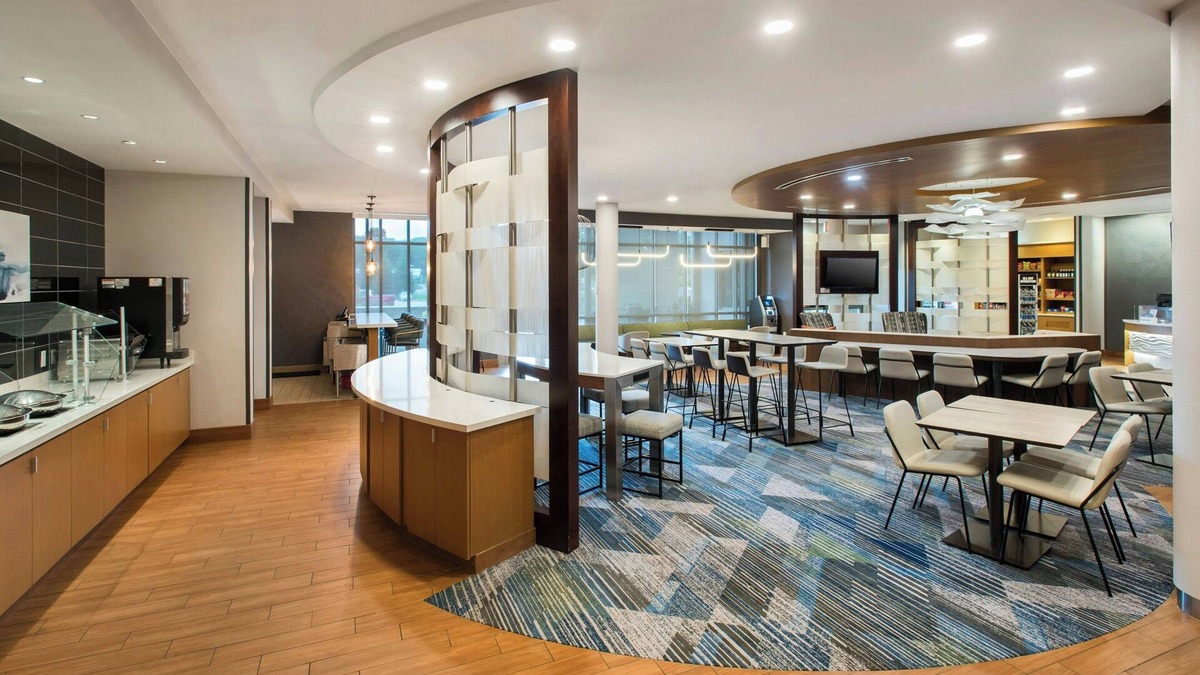 Mount Laurel Hotel | Springhill Suites Mount Laurel
