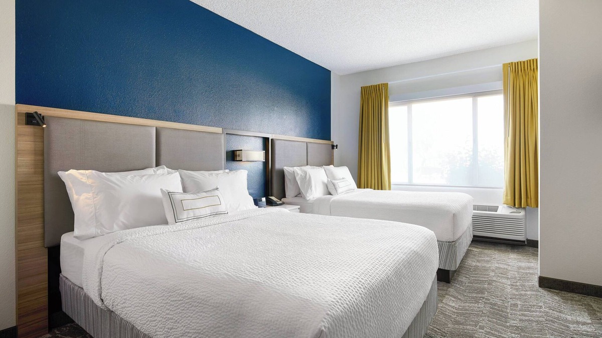 Tempe Hotel | SpringHill Suites Tempe at Arizona Mills Mall