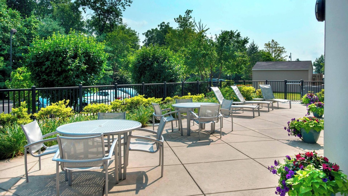 Plymouth Meeting Hotel | SpringHill Suites by Marriott Philadelphia Plymouth Meeting