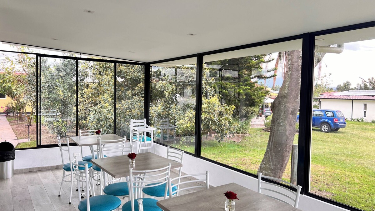 Tababela Hotel | Springhills Quito Airport