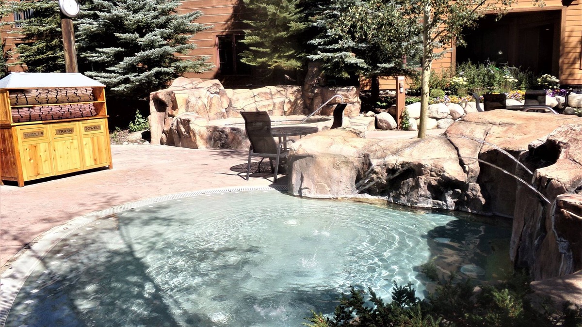 River Run Hotel | Springs 2 Bed 3 Bath Murphy