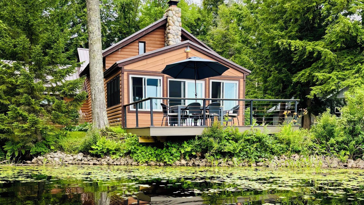 Salisbury Center Cabin | Spruce Lake Cabin