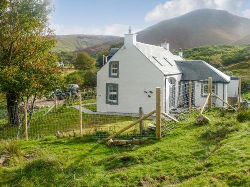 Lochranza House | Sqlarran Cottage