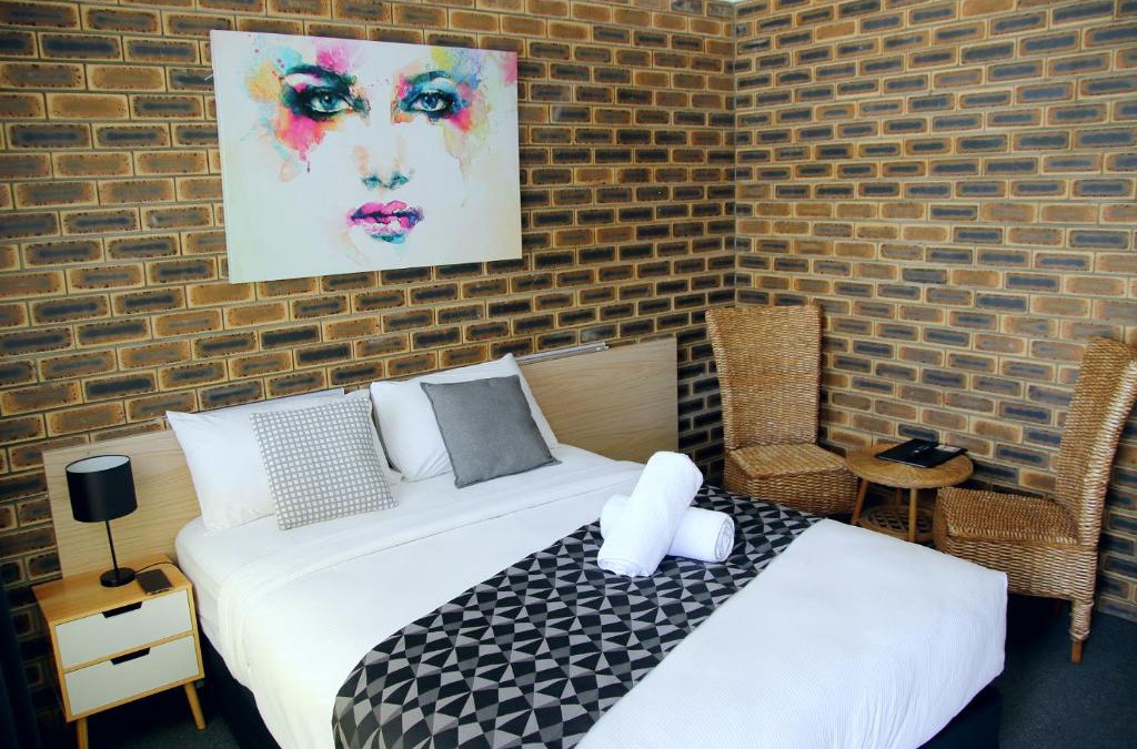 Casino Hotel | Squatters Homestead Motel