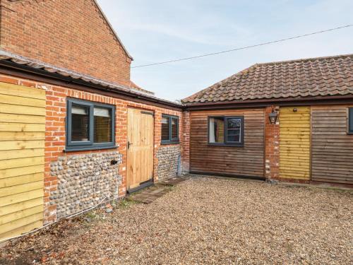 Swafield House | Squirrel Lodge